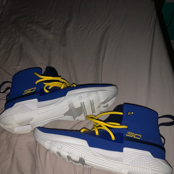 Under Armour SC 3zer0li - Picture 3 of 4